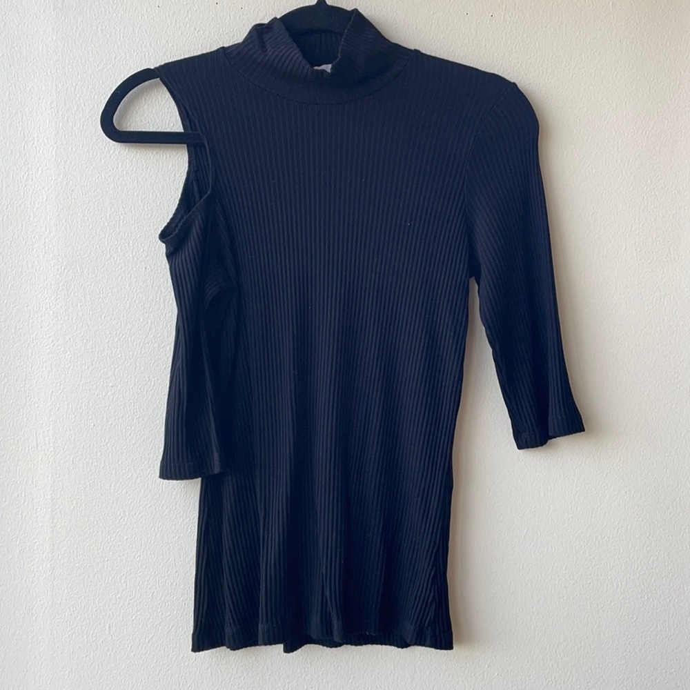 LNA ribbed cold shoulder turtleneck